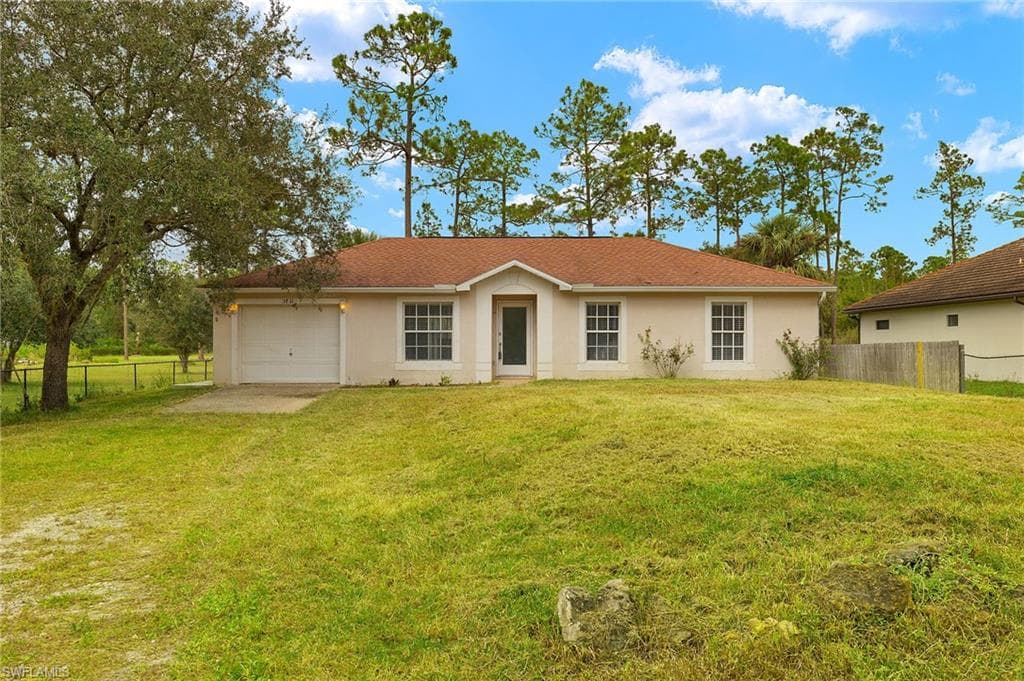 3821 10th Ave NE, Naples, FL 34120-3