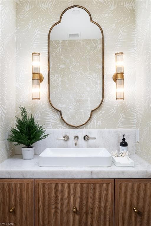 186 North St, Naples, FL 34108-29