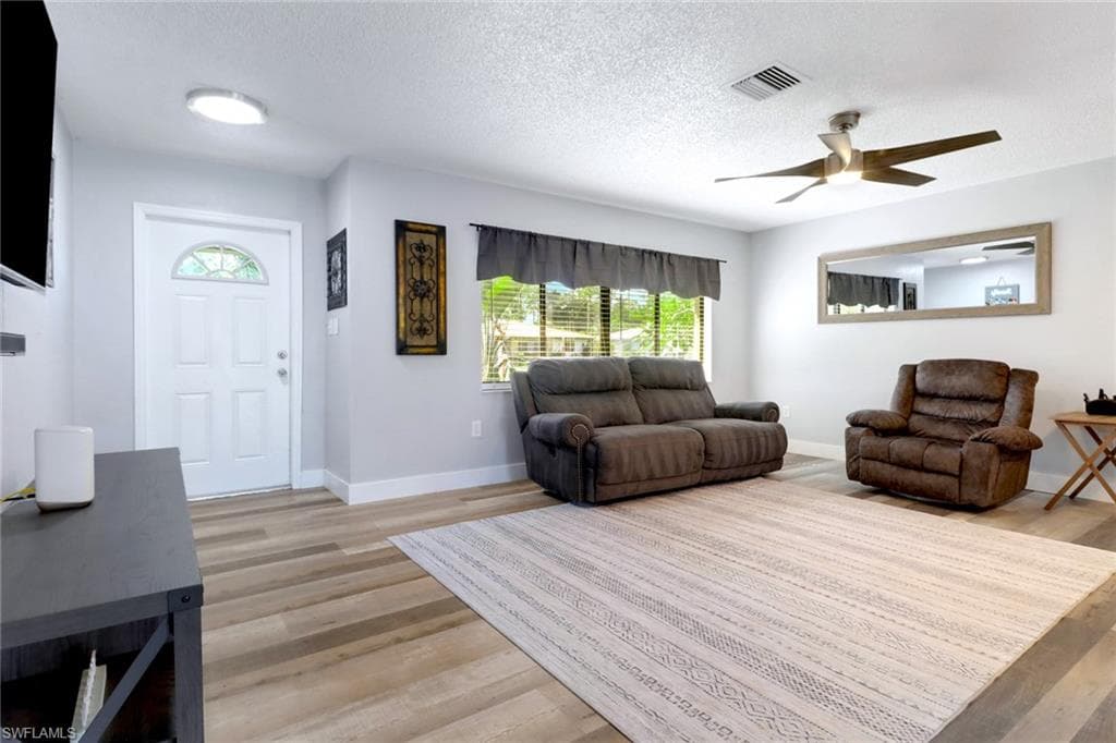 17084 Wayzata Ct, North Fort Myers, FL 33917-10