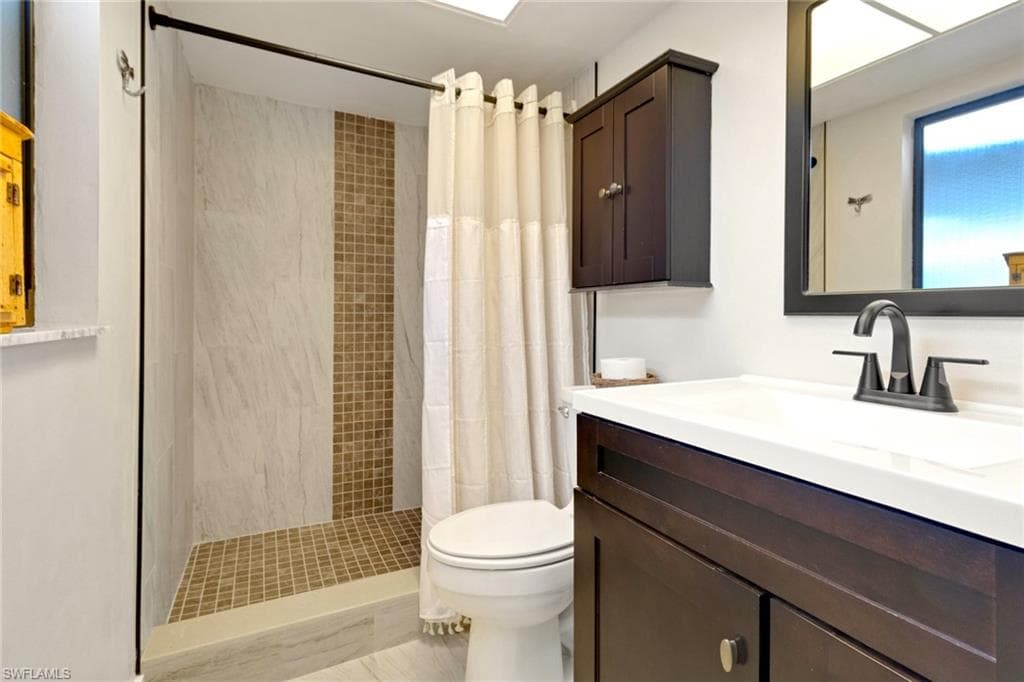 17084 Wayzata Ct, North Fort Myers, FL 33917-17