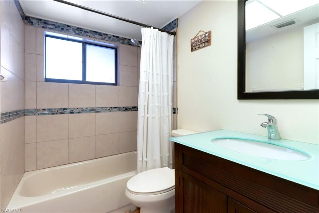 17084 Wayzata Ct, North Fort Myers, FL 33917-18