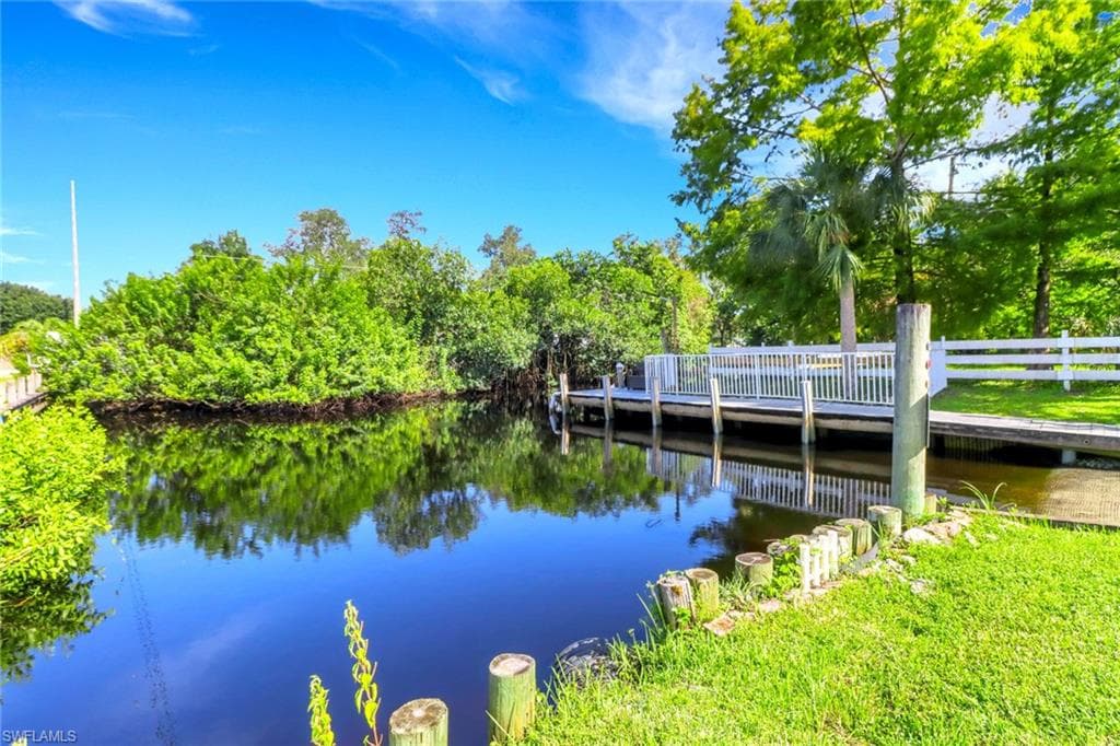 17084 Wayzata Ct, North Fort Myers, FL 33917-26