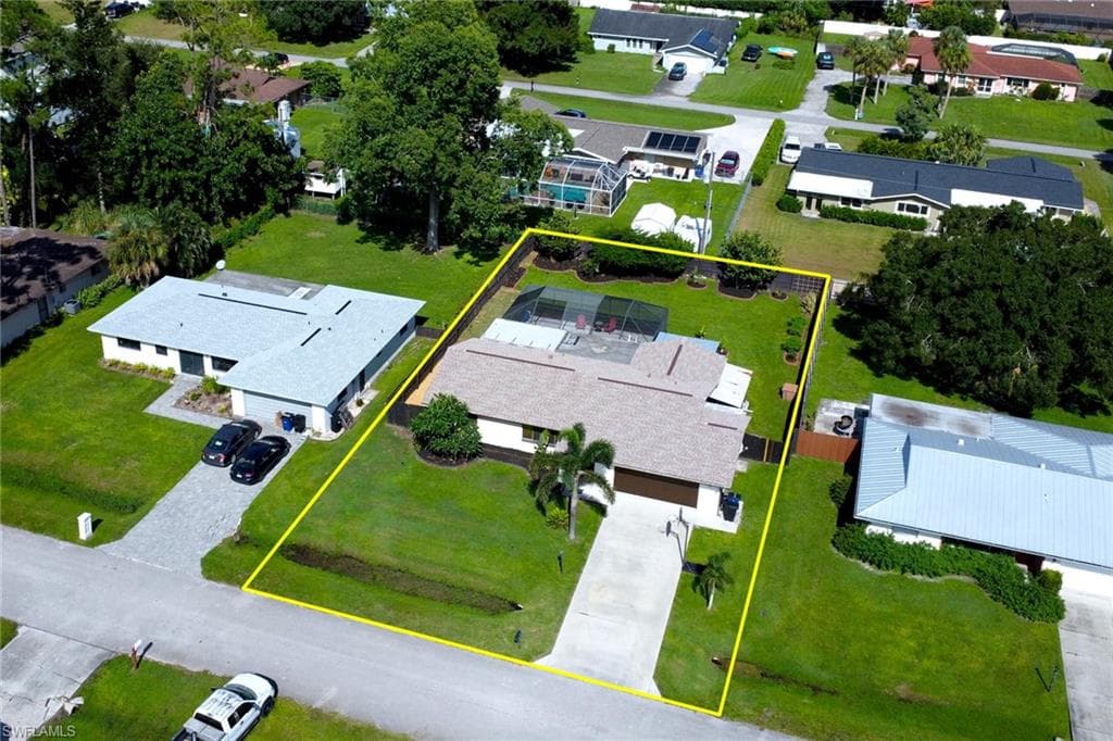 17084 Wayzata Ct, North Fort Myers, FL 33917-3