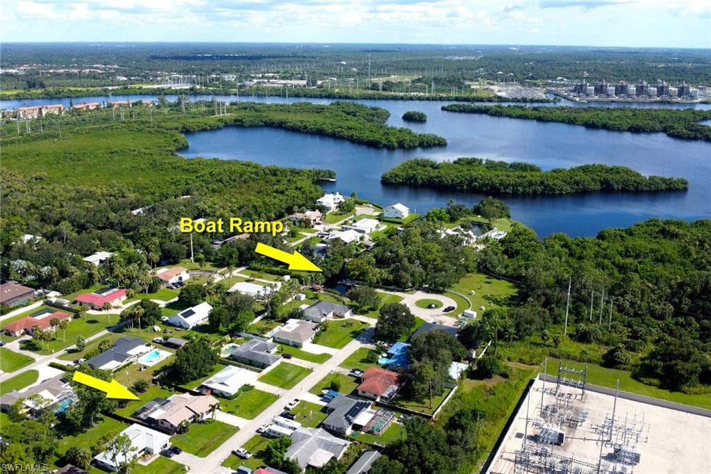 17084 Wayzata Ct, North Fort Myers, FL 33917-4