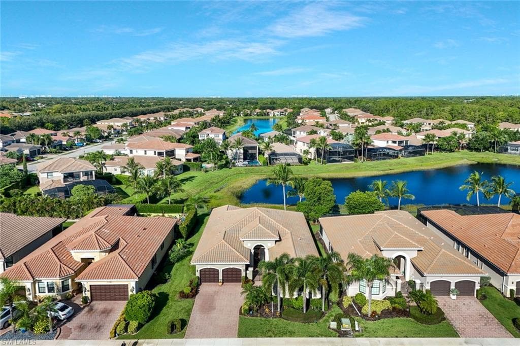 3384 Atlantic Cir, Naples, FL 34119-40