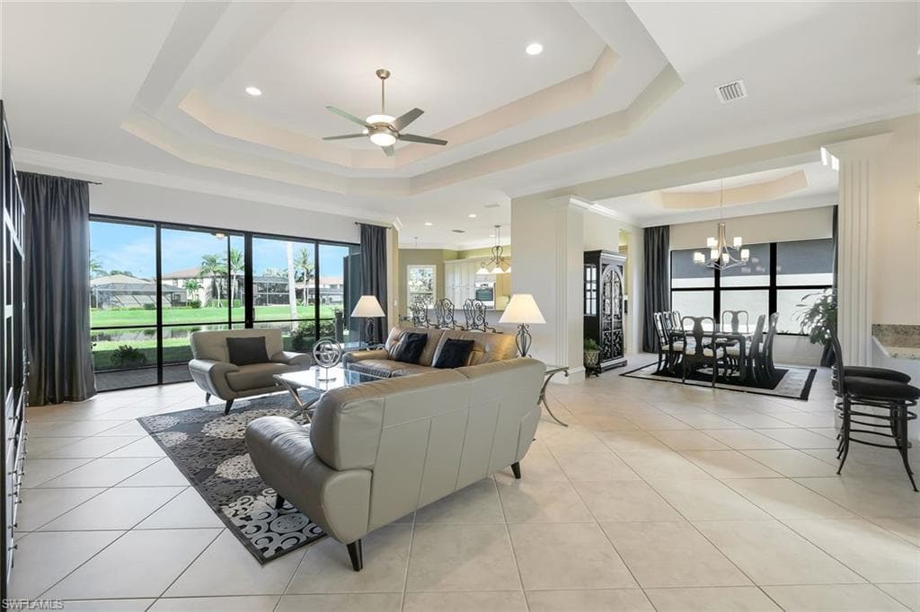 3384 Atlantic Cir, Naples, FL 34119-4