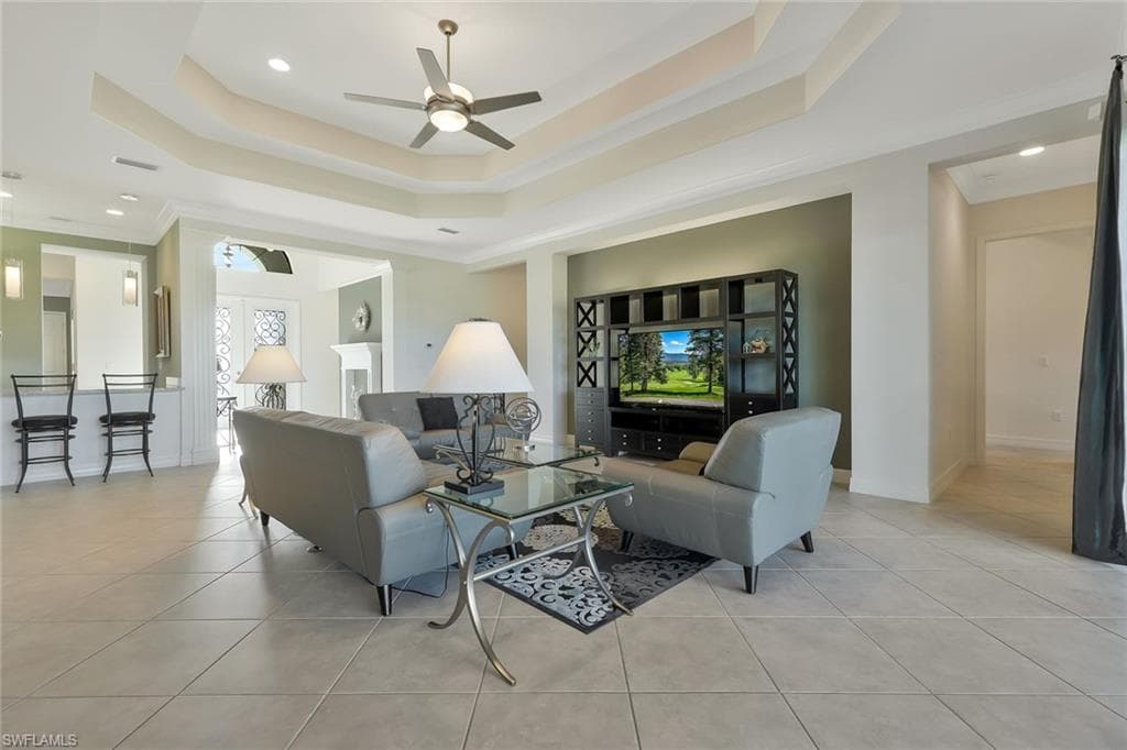 3384 Atlantic Cir, Naples, FL 34119-5