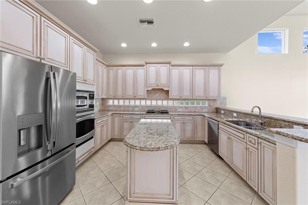 19284 La Serena Dr, Estero, FL 33967-15