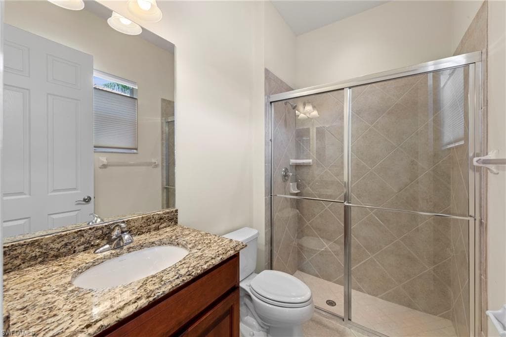 19284 La Serena Dr, Estero, FL 33967-30