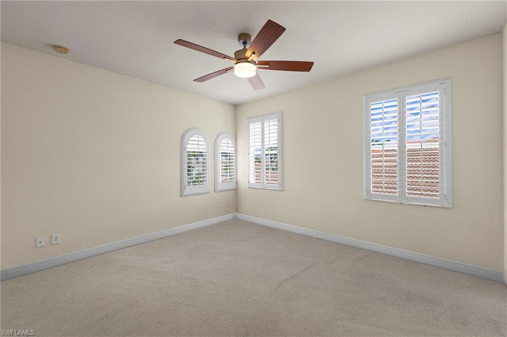 19284 La Serena Dr, Estero, FL 33967-37