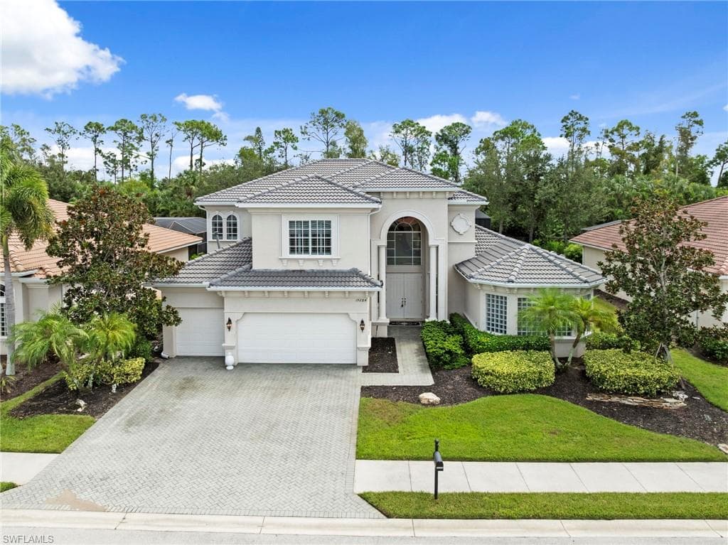 19284 La Serena Dr, Estero, FL 33967-47
