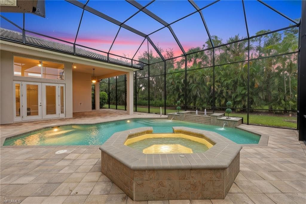 19284 La Serena Dr, Estero, FL 33967-5
