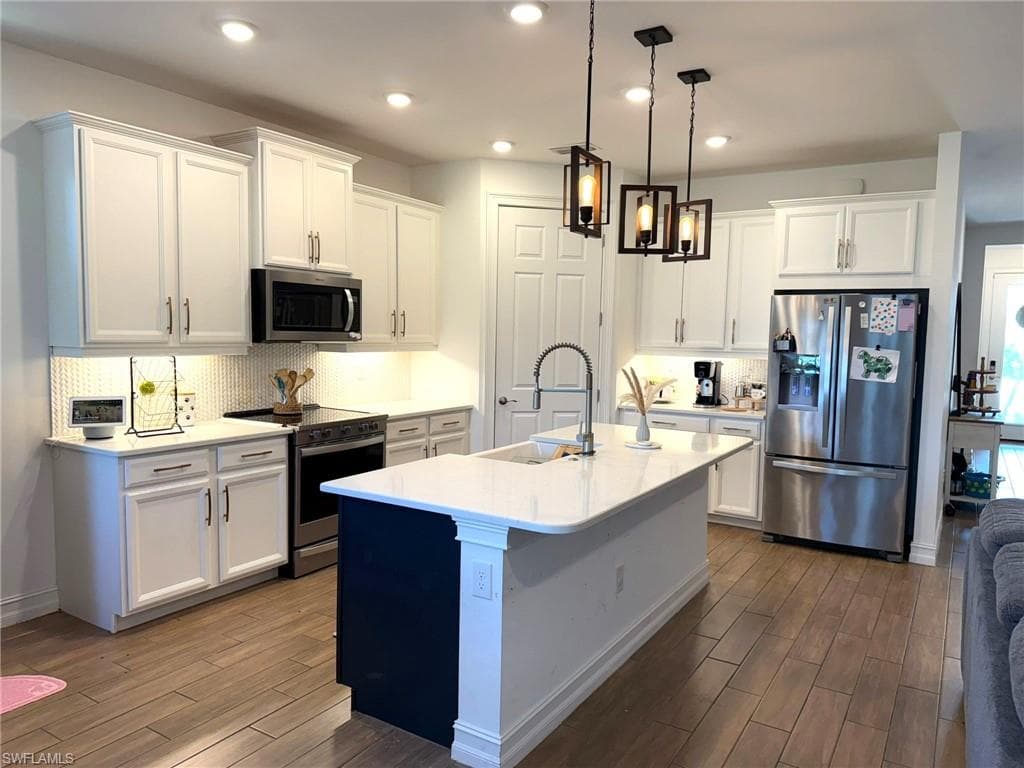 28032 Captiva Shell Loop, Bonita Springs, FL 34135-3