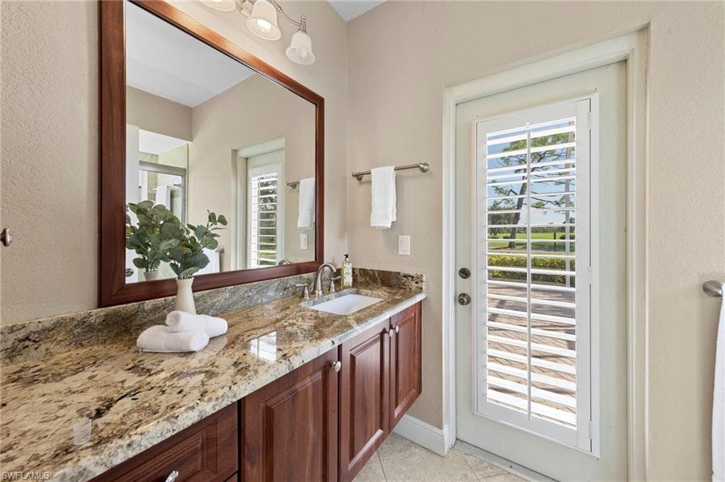 19219 Vintage Trace Cir, Estero, FL 33967-24