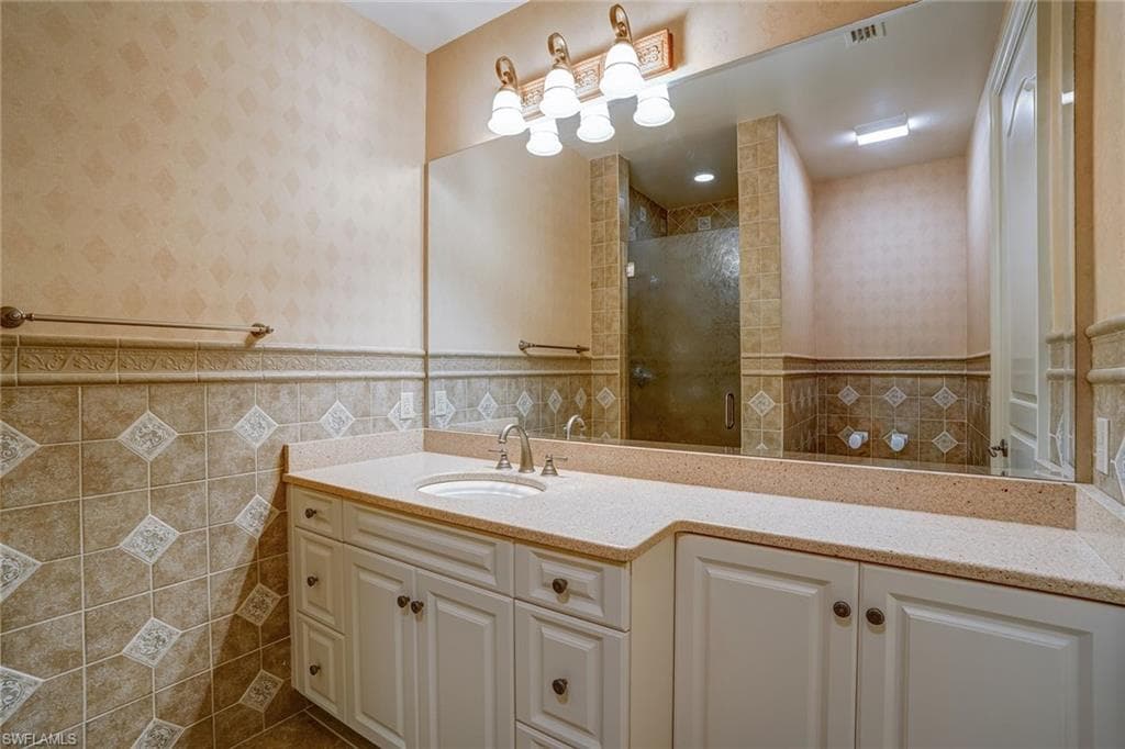 9611 Monteverdi Way, Fort Myers, FL 33912-26