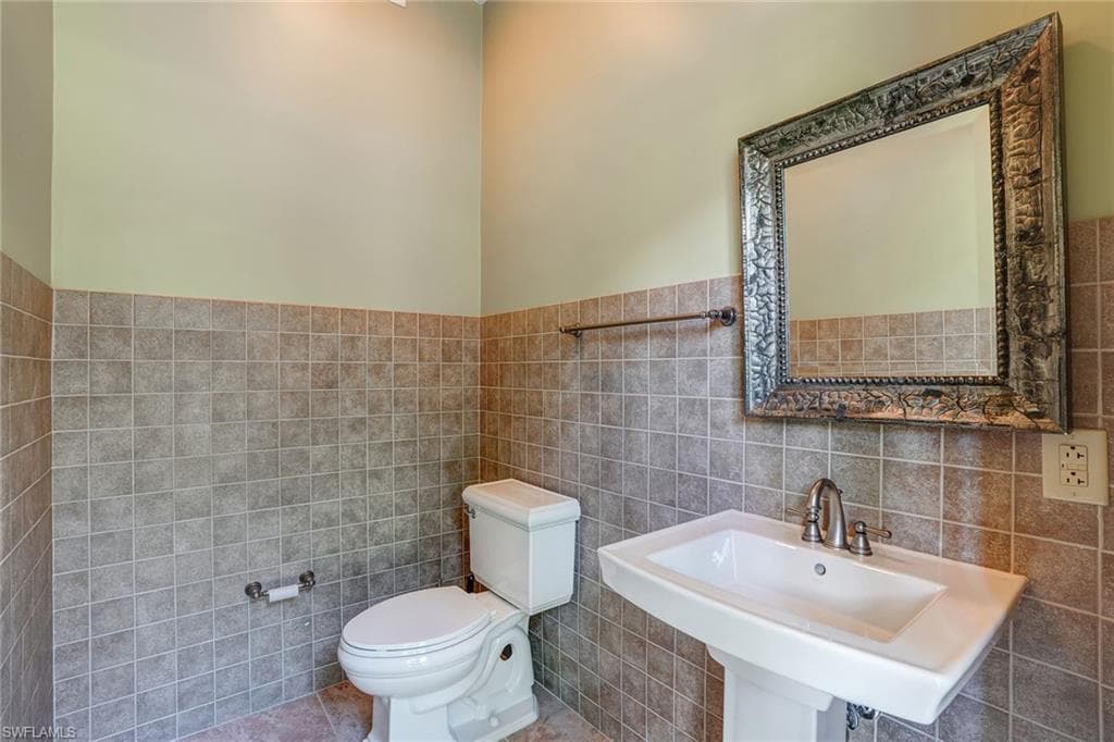 9611 Monteverdi Way, Fort Myers, FL 33912-45