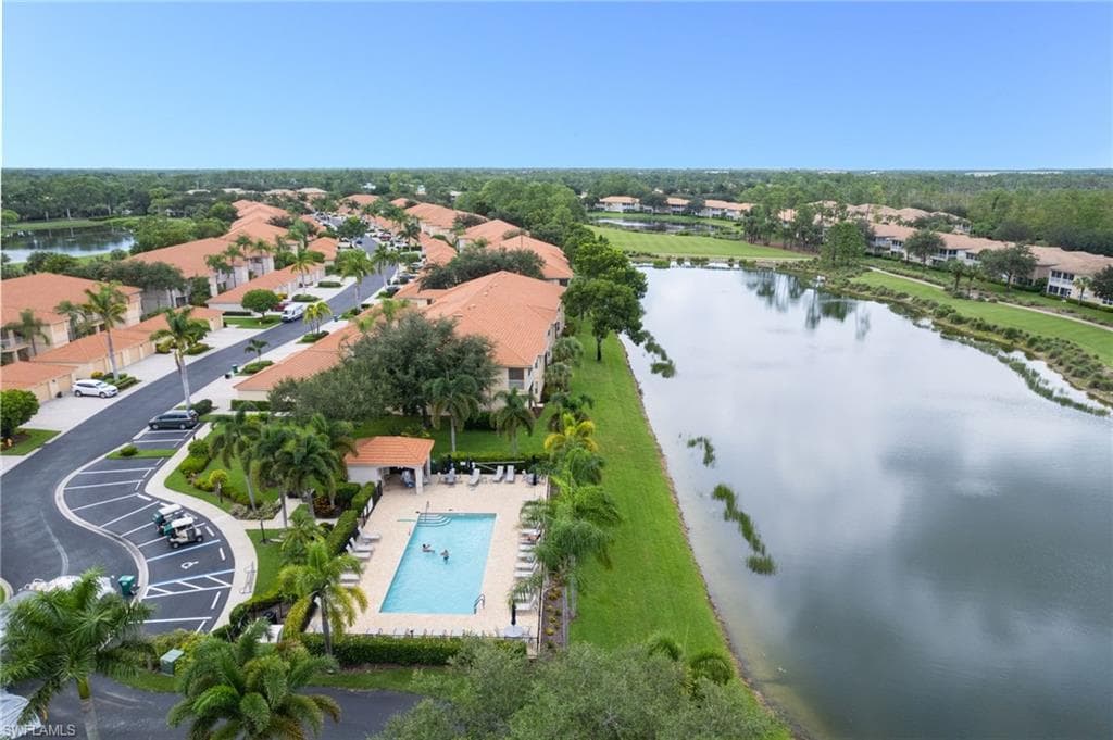 3977 Bishopwood Ct E 104, Naples, FL 34114-27