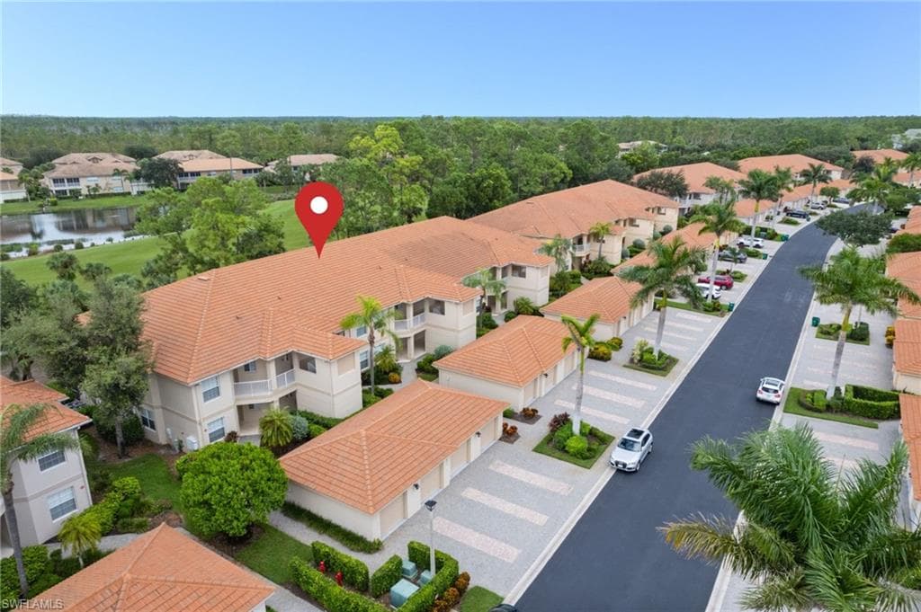 3977 Bishopwood Ct E 104, Naples, FL 34114-28