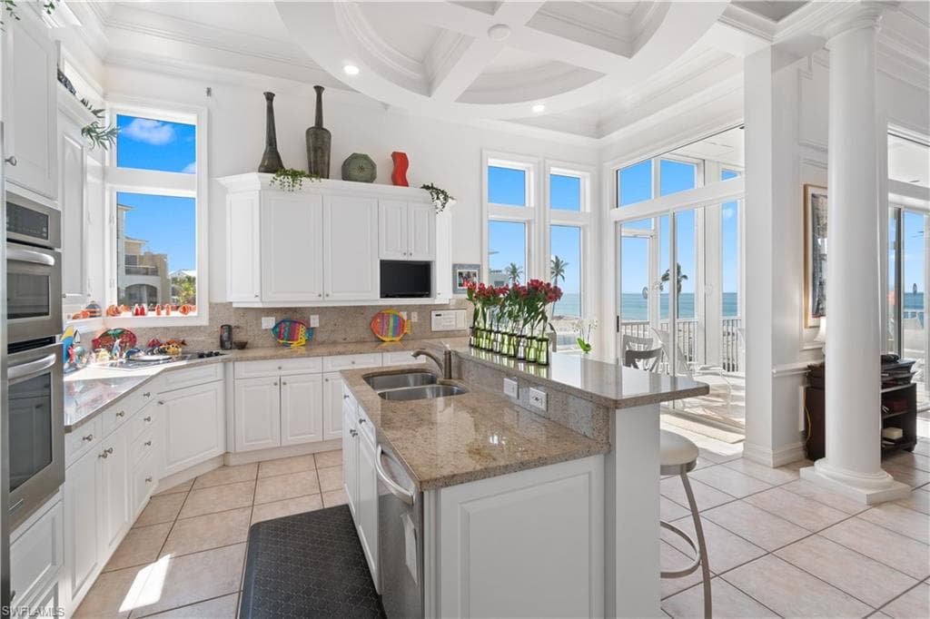 108 Hispaniola Ln, Bonita Springs, FL 34134-11