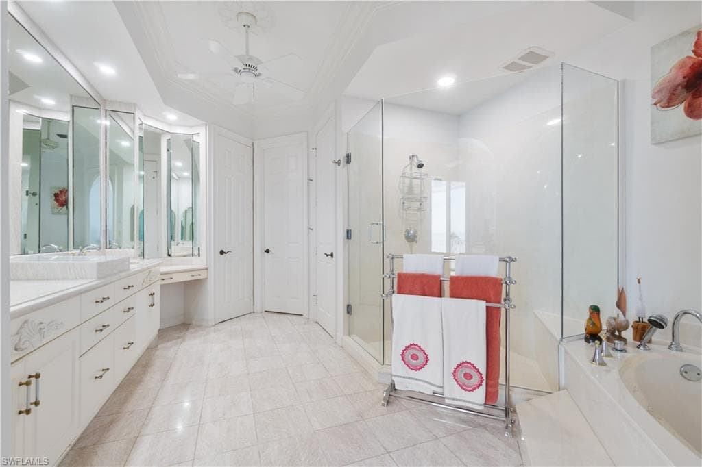 108 Hispaniola Ln, Bonita Springs, FL 34134-25