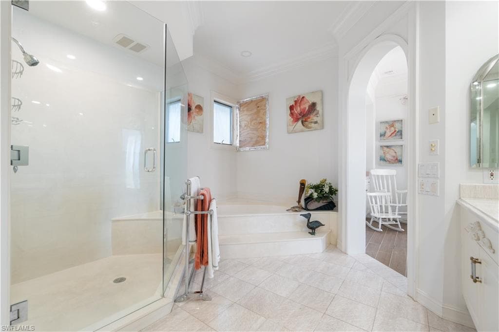 108 Hispaniola Ln, Bonita Springs, FL 34134-27