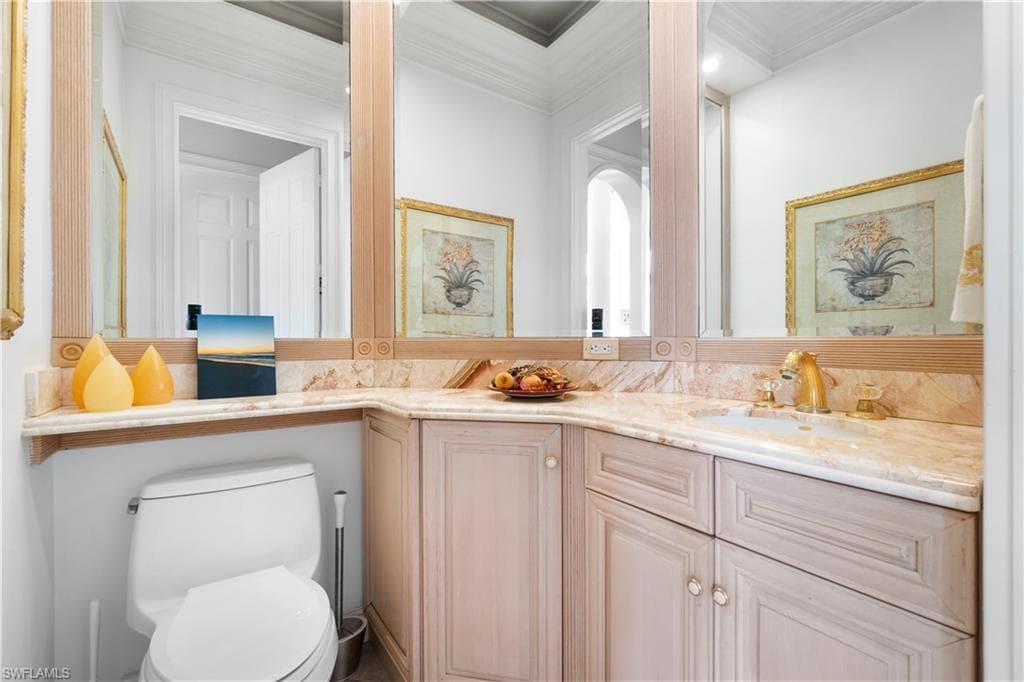 108 Hispaniola Ln, Bonita Springs, FL 34134-33