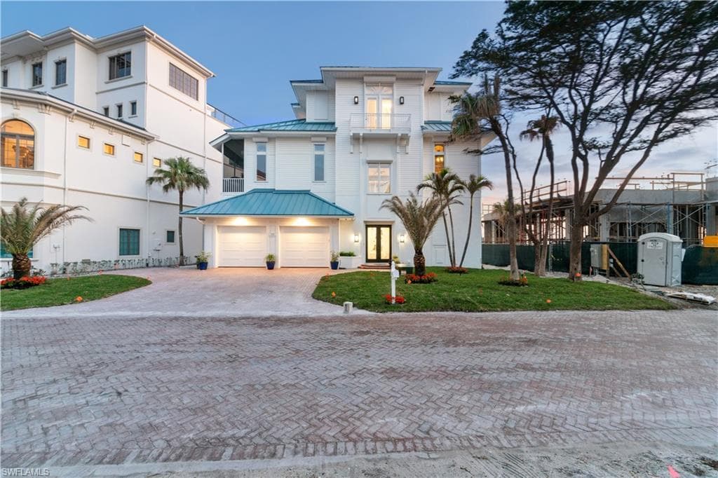 108 Hispaniola Ln, Bonita Springs, FL 34134-37