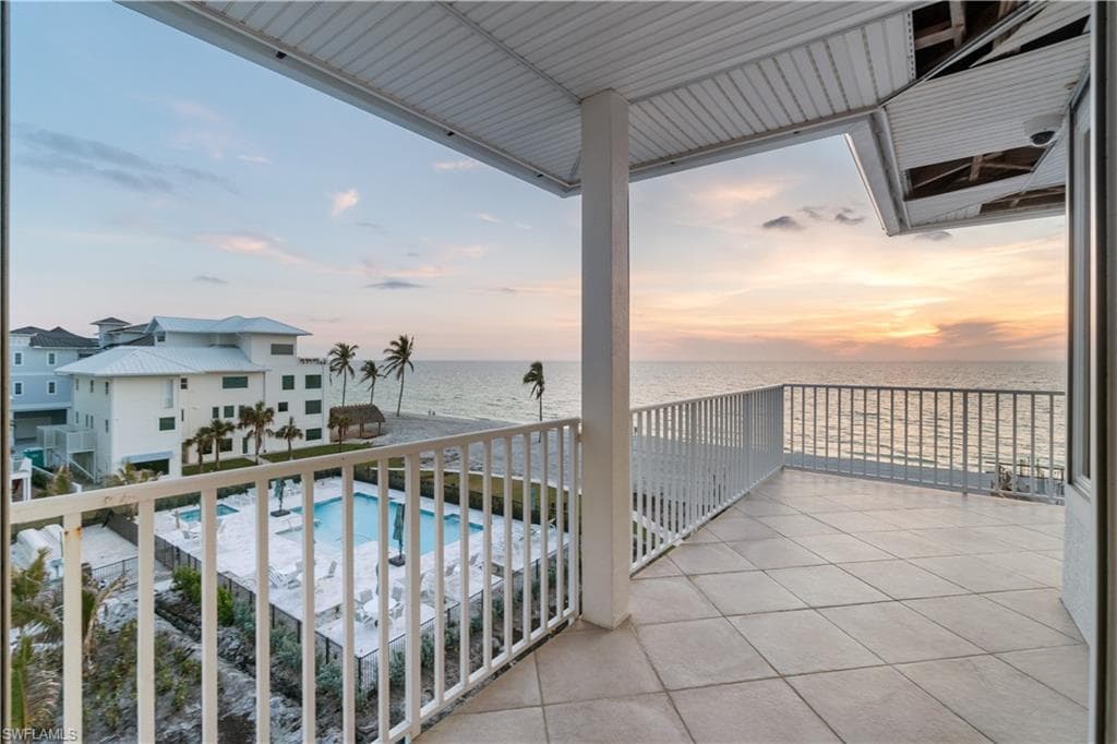 108 Hispaniola Ln, Bonita Springs, FL 34134-39