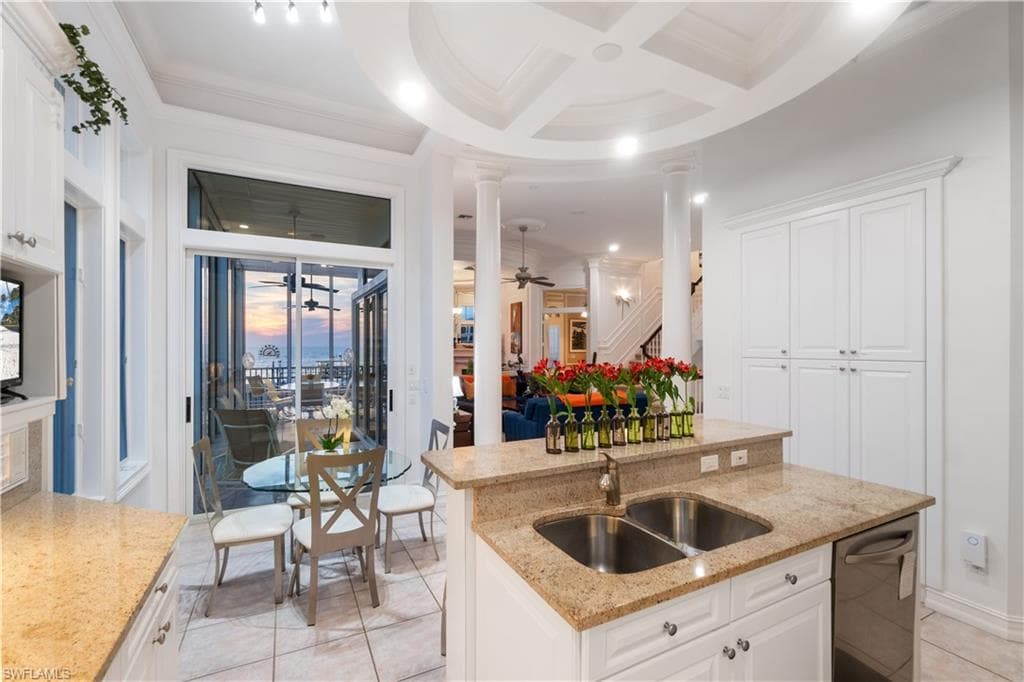 108 Hispaniola Ln, Bonita Springs, FL 34134-4