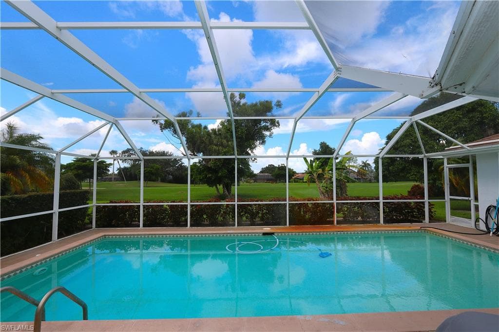 178 Torrey Pines Pt, Naples, FL 34113-11