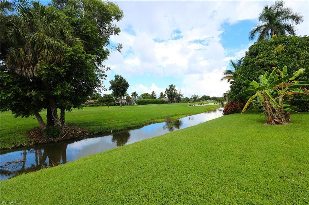 178 Torrey Pines Pt, Naples, FL 34113-5