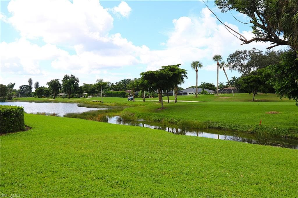 178 Torrey Pines Pt, Naples, FL 34113-6