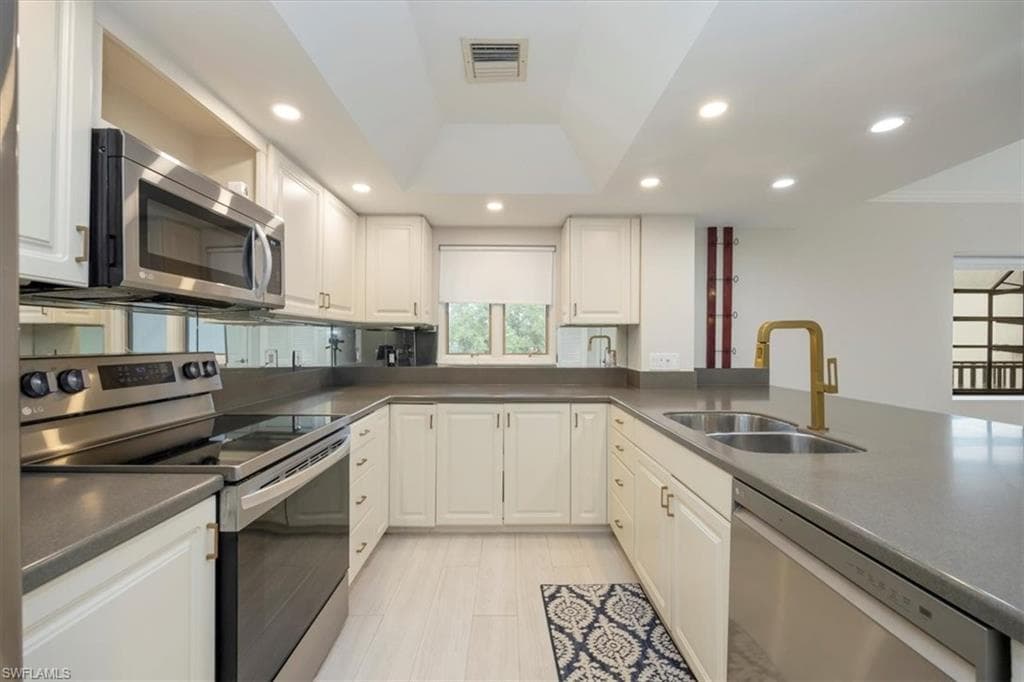 1518 Oyster Catcher Pt 1518c, Naples, FL 34105-7