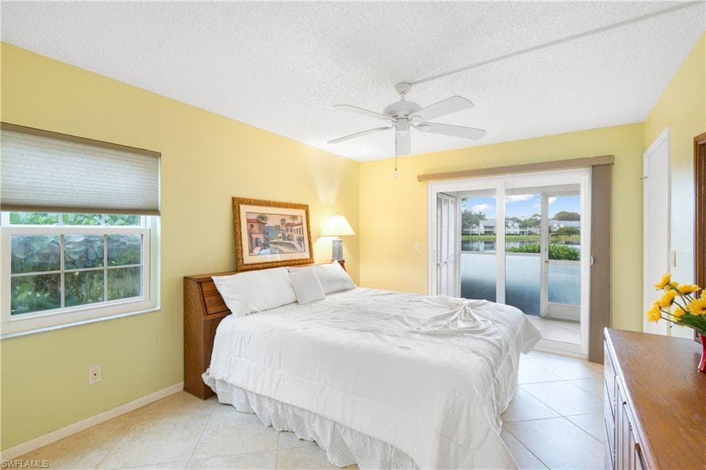 1708 Kings Lake Blvd 5, Naples, FL 34112-9
