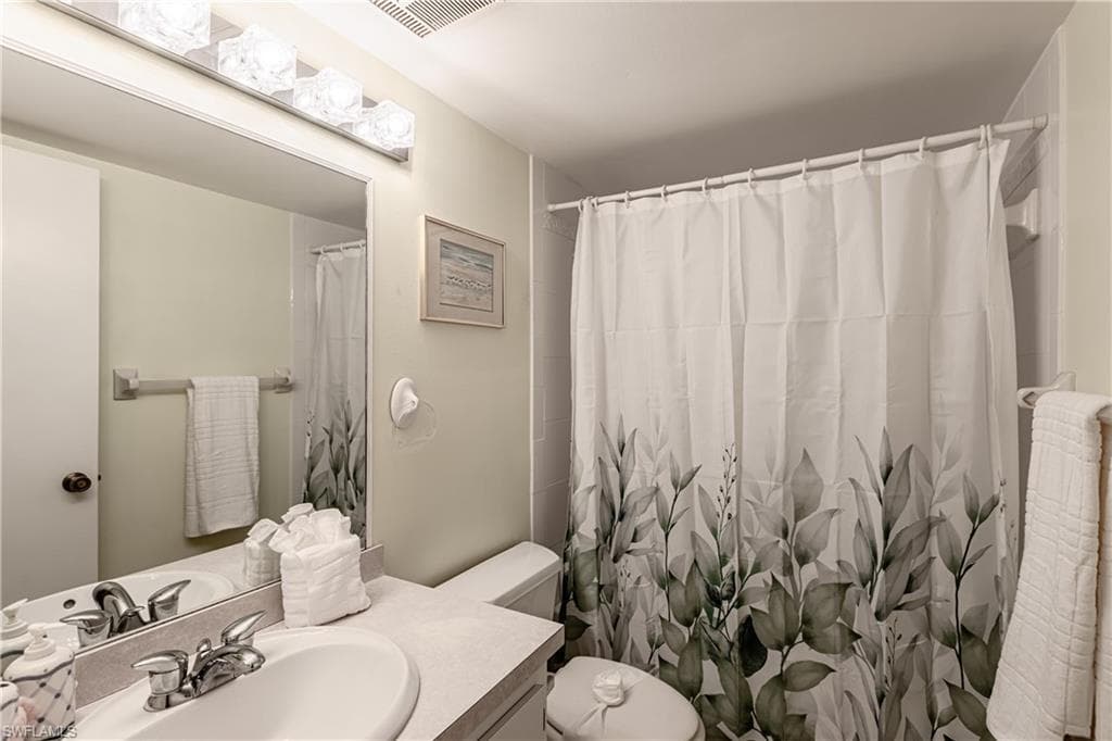 1708 Kings Lake Blvd 5, Naples, FL 34112-12