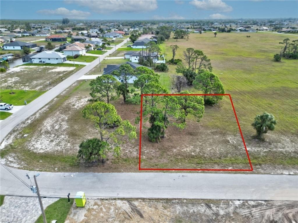 1653 36th Ave, Cape Coral, FL 33993-2