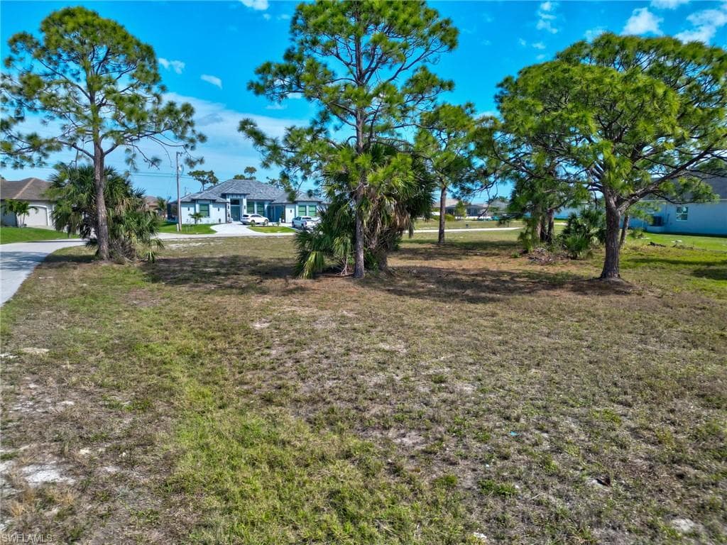 1653 36th Ave, Cape Coral, FL 33993-7