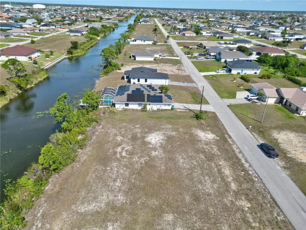 1604 9th Ave, Cape Coral, FL 33993-7