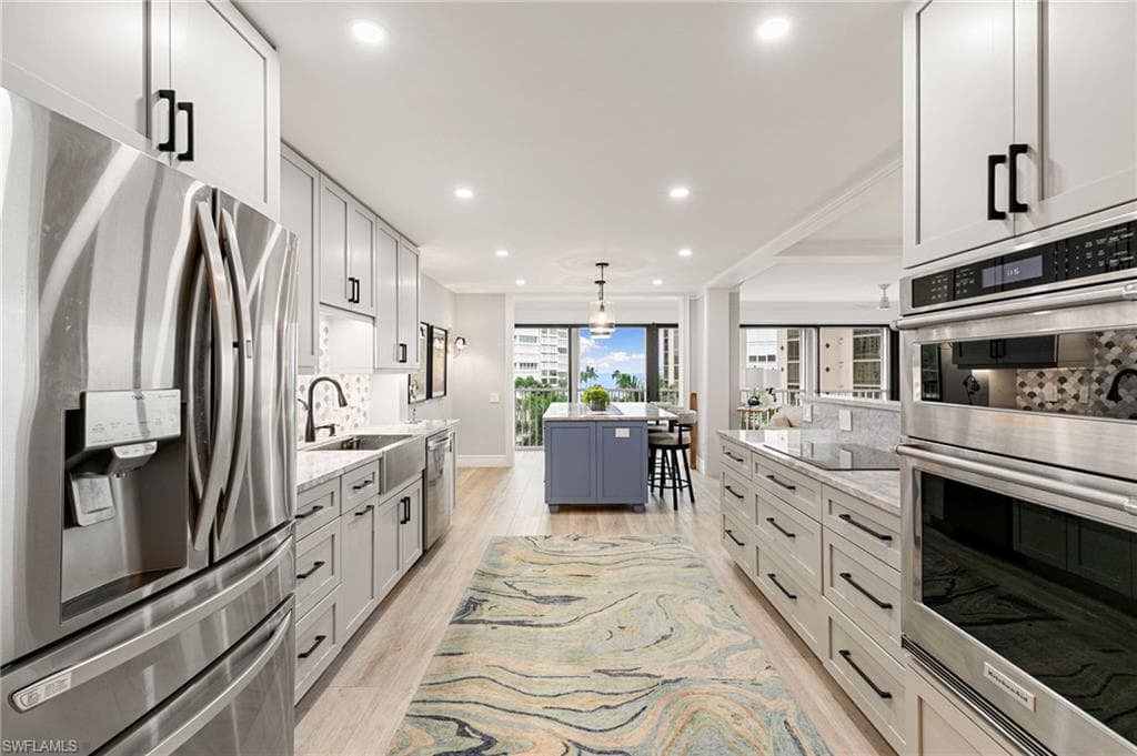 4401 Gulf Shore Blvd N B603, Naples, FL 34103-15
