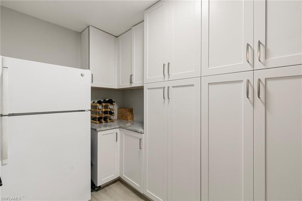 4401 Gulf Shore Blvd N B603, Naples, FL 34103-37