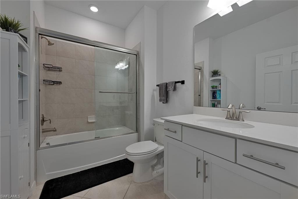 12061 Santaluz Dr 201, Fort Myers, FL 33913-17