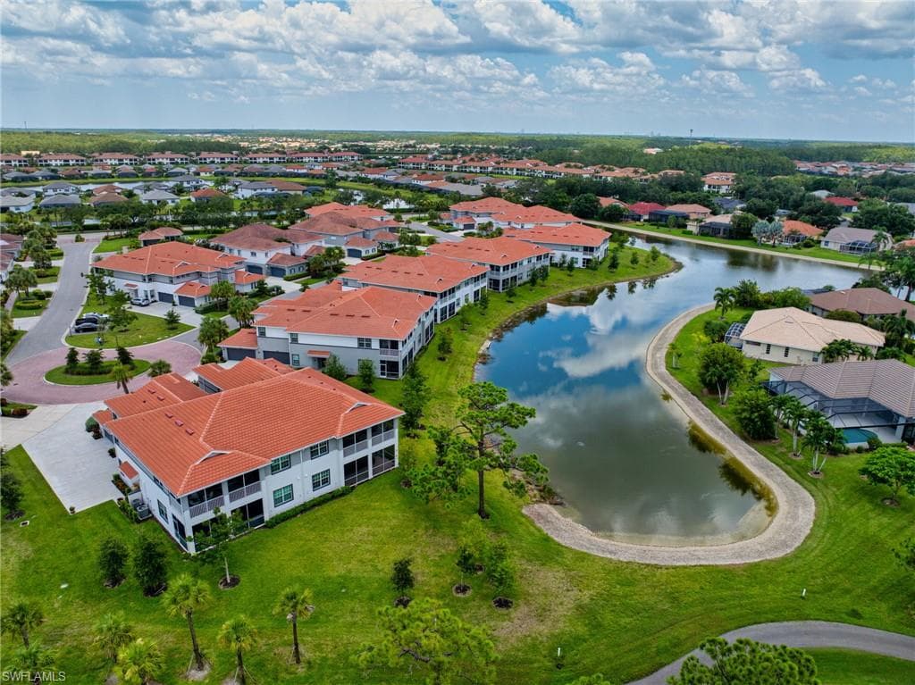 12061 Santaluz Dr 201, Fort Myers, FL 33913-3