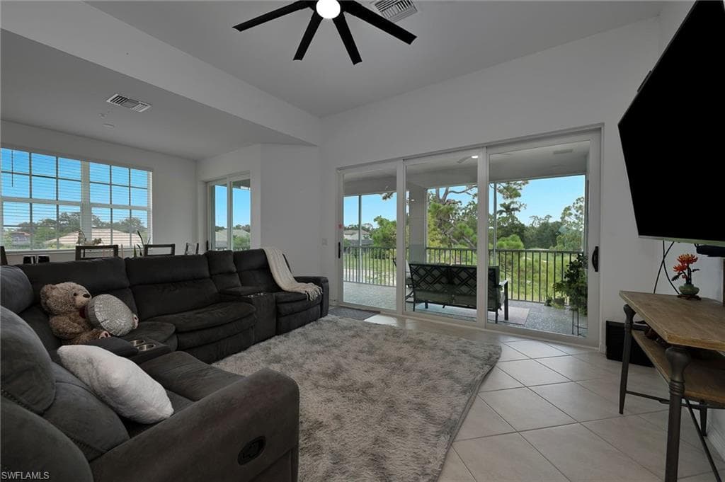 12061 Santaluz Dr 201, Fort Myers, FL 33913-5
