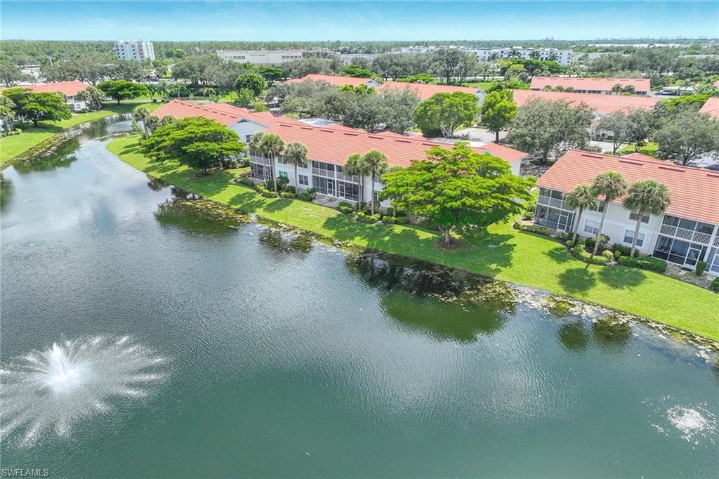 5040 Cedar Springs Dr 101, Naples, FL 34110-30