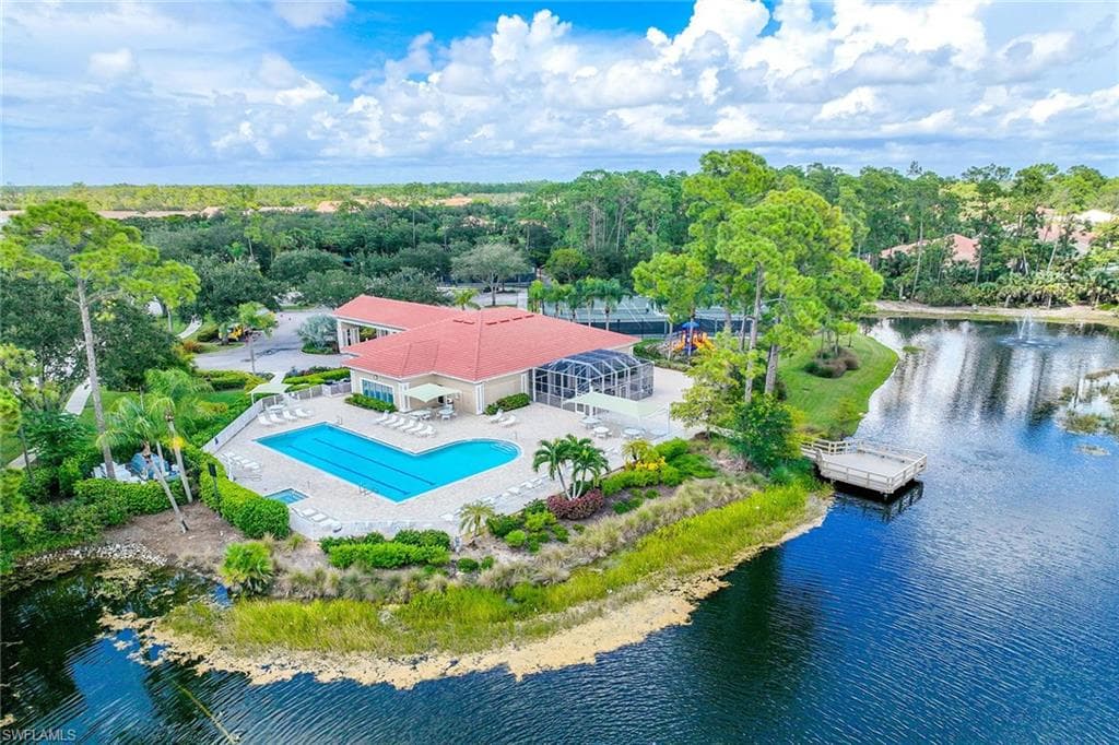 5040 Cedar Springs Dr 101, Naples, FL 34110-40