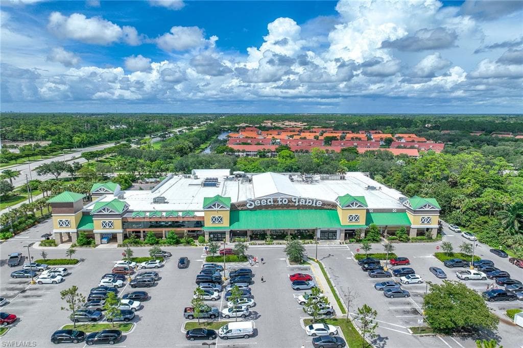 5040 Cedar Springs Dr 101, Naples, FL 34110-42