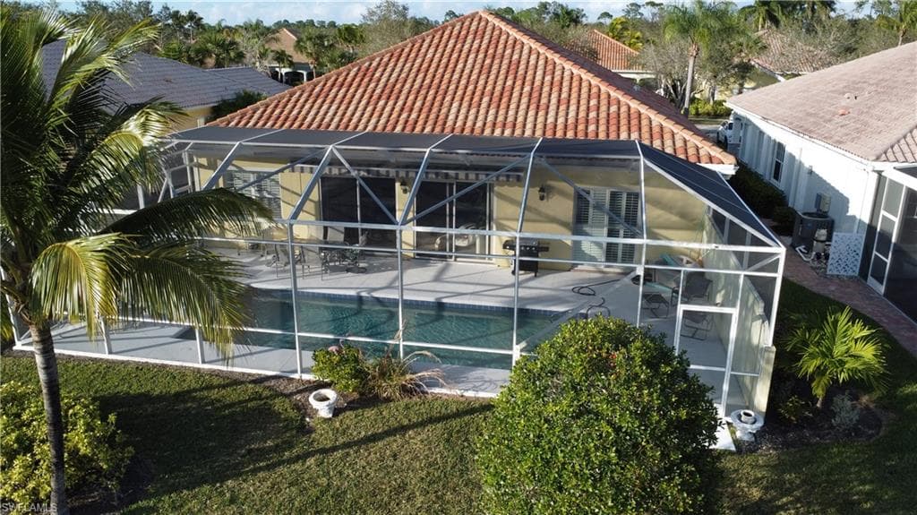 7662 Sicilia Ct, Naples, FL 34114-2