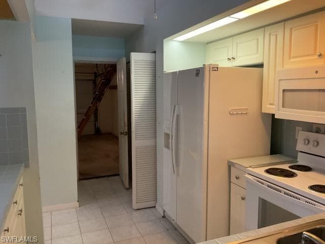 4190 Jace Ct, Estero, FL 33928-4