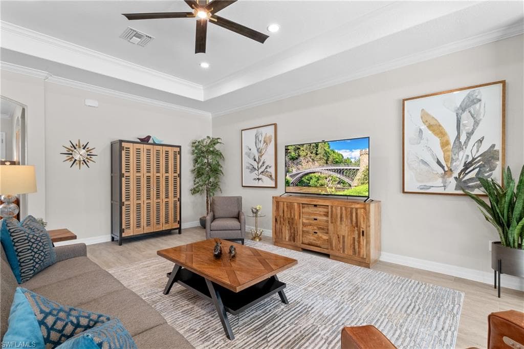 2302 Grenadines Way, Naples, FL 34120-9