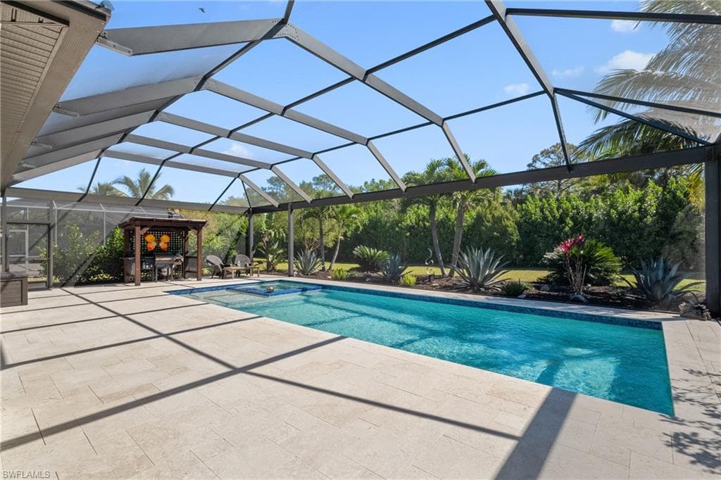 2302 Grenadines Way, Naples, FL 34120-33